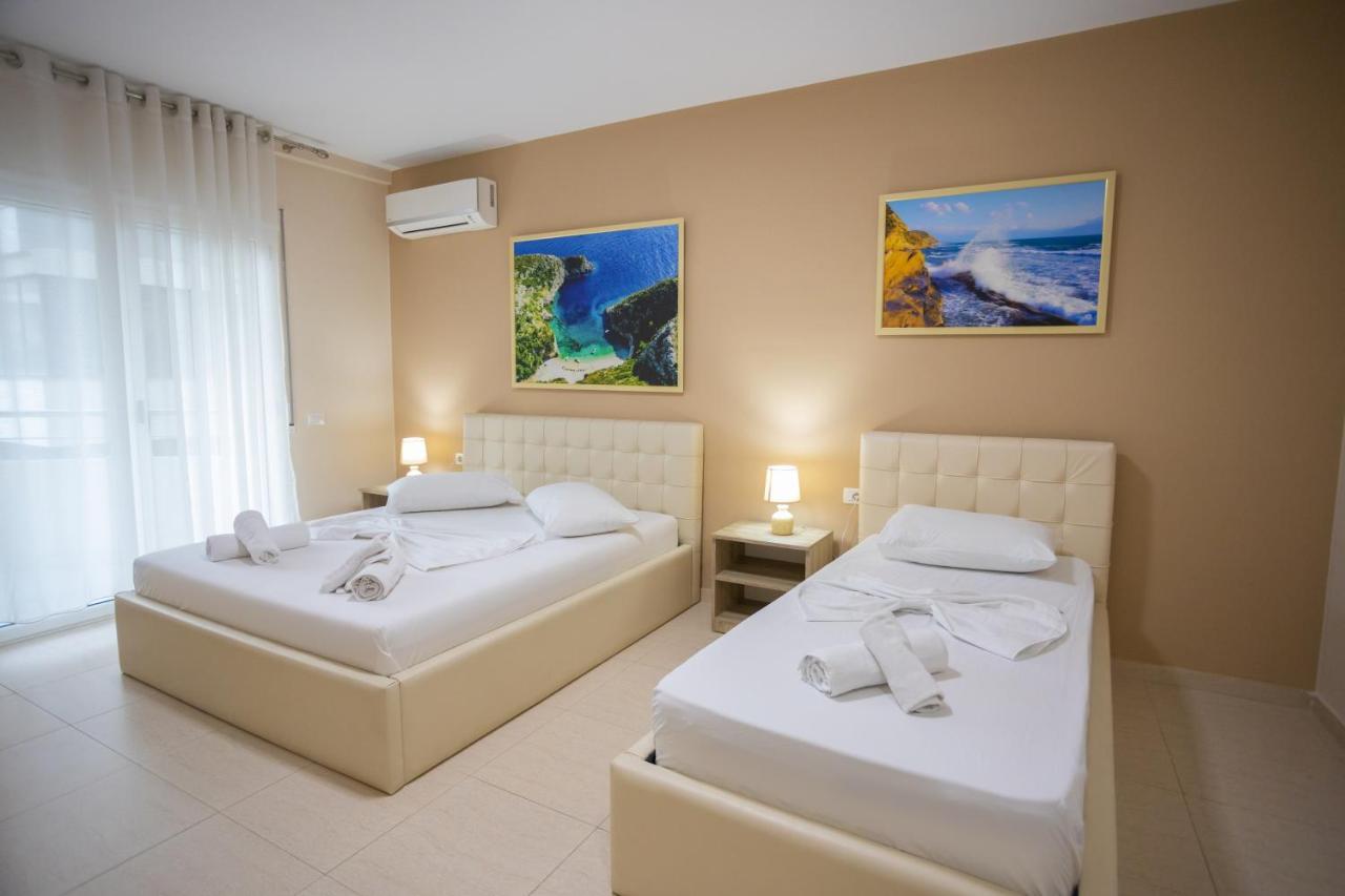 Jordan'S Hotel Vlore Exterior photo