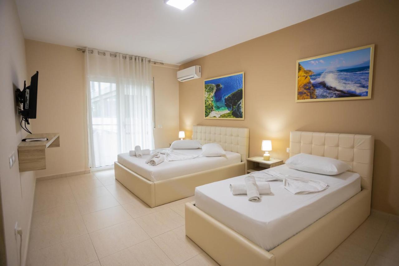 Jordan'S Hotel Vlore Exterior photo